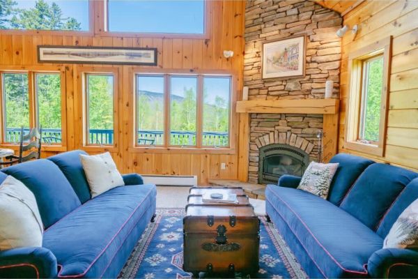 Hilltop 4-BR Retreat 8-min to Okemo Mountain