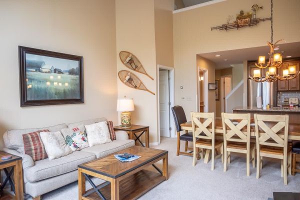 3-BR Mountain Cottage at Okemo Mt.